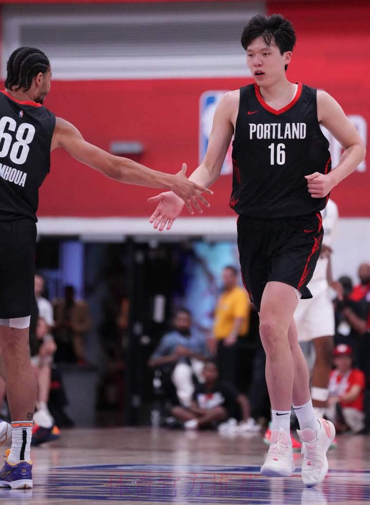 杨瀚森2分1助1断阿夫迪亚30+8 开拓者擒国王取3连胜